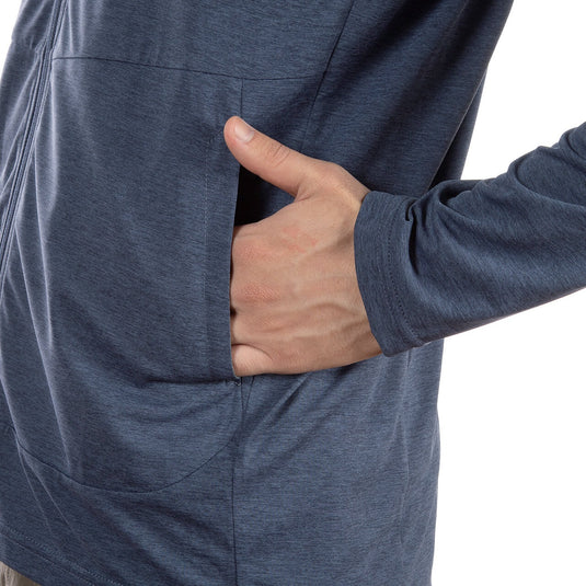 Foxfire × Fish Hook | 釣りにも、街にも。SC ジップフーディー（限定ステッカー付き）